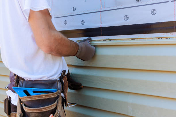 Trusted Emergency Siding Repair service in Melrose Park, IL - Creative Siding